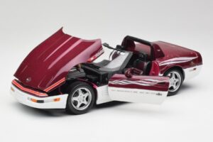 Chevrolet Corvette C4 Indy 500 Pace Car Maisto 1:18 56011 Metal — billede 2 af 8
