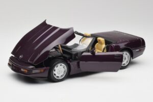 Chevrolet Corvette C4 LT4 Cabriolet Lilla Metallic Maisto 1:18 50277 Metal — billede 2 af 8