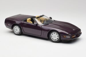 Chevrolet Corvette C4 LT4 Cabriolet Lilla Metallic Maisto 1:18 50277 Metal — billede 6 af 8
