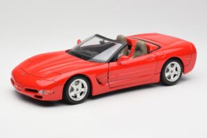 Chevrolet Corvette C5 Cabriolet Rød Bburago 1:18 3076 Metal