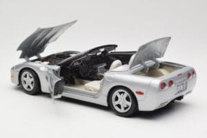 Chevrolet Corvette C5 Cabriolet Sølv Maisto 1:18 50317 Metal — billede 5 af 8