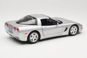 Chevrolet Corvette C5 Sølv Bburago 1:18 3056 Metal — billede 3 af 8