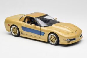 Chevrolet Corvette C5 Guldstrand Signature Edition Guld Maisto 1:18 31657 Metal — billede 6 af 8