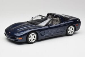 Chevrolet Corvette C5 Nassau Blå Bburago 1:18 30166 Metal