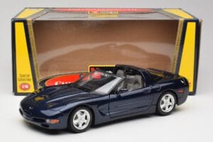 Chevrolet Corvette C5 Nassau Blå Bburago 1:18 30166 Metal — billede 8 af 8