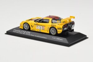 Chevrolet Corvette C5-R #3 R. Fellows / J. O'Connell / O. Gavin ALMS Petit Le Mans 2002 Minichamps 1:43 400021493 Metal — billede 3 af 4