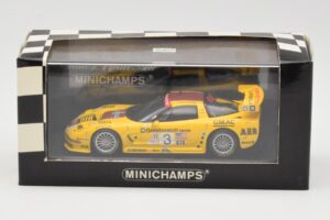Chevrolet Corvette C5-R #3 R. Fellows / J. O'Connell / O. Gavin ALMS Petit Le Mans 2002 Minichamps 1:43 400021493 Metal — billede 4 af 4