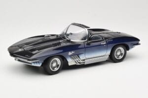 Chevrolet Corvette Mako Shark Mørkeblå UT Models 1:18 21061 Metal