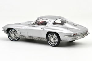 Chevrolet Corvette C2 Sting Ray Sebring Silver Norev 1:18 189052 Metal — billede 2 af 2