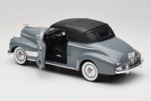 Chevrolet Deluxe Cabriolet Med Blødtag Grå Eagles Race 1:18 7497276 Metal — billede 5 af 8