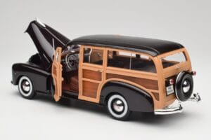 Chevrolet Fleetmaster Woody Sort & Wood Panels Maisto 1:18 43697545B Metal — billede 5 af 8