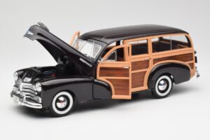 Chevrolet Fleetmaster Woody Brun Maisto 1:18 36854 Metal — billede 2 af 8