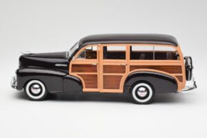 Chevrolet Fleetmaster Woody Brun Maisto 1:18 36854 Metal — billede 4 af 8