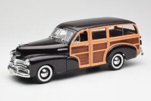 Chevrolet Fleetmaster Woody Brun Maisto 1:18 36854 Metal