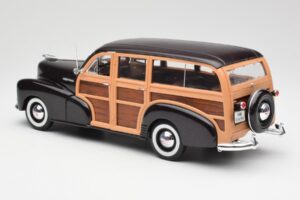 Chevrolet Fleetmaster Woody Brun Maisto 1:18 36854 Metal — billede 7 af 8