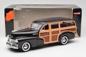 Chevrolet Fleetmaster Woody Brun Maisto 1:18 36854 Metal — billede 8 af 8
