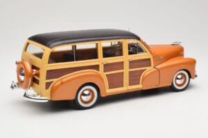 Chevrolet Fleetmaster Woody Guld Maisto 1:18 56042 Metal — billede 3 af 8