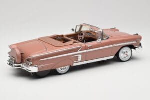 Chevrolet Impala Cabriolet Brun Motormax 1:18 73112 Metal — billede 3 af 8