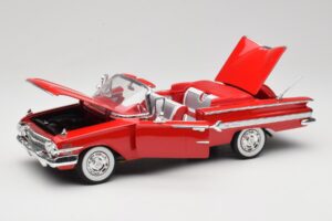 Chevrolet Impala Cabriolet Rød Welly 1:18 9864W Metal — billede 2 af 8