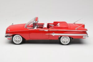 Chevrolet Impala Cabriolet Rød Welly 1:18 9864W Metal — billede 4 af 8
