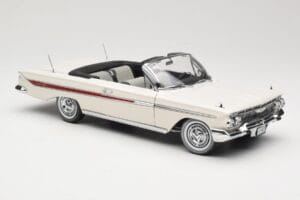 Chevrolet Impala Cabriolet Hvid Sun Star 1:18 3405 Metal — billede 6 af 8