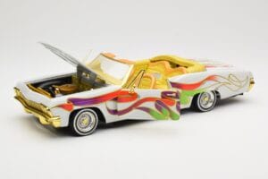 Chevrolet Impala Lowrider White Metallic Hot Wheels 1:18 27635 Metal — billede 2 af 8