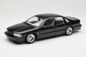 Chevrolet Impala SS Sort AUTOart 1:18 71091 Metal