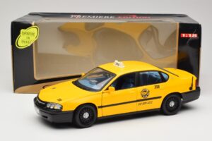 Chevrolet Impala Taxi Maisto 1:18 36617 Metal — billede 8 af 8
