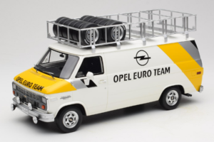 Opel Manta 400 Group B Rally Tour de Corse 1984 Med Chevrolet G30 Servicevogn Otto 1:18 OT491 Resin — billede 4 af 13