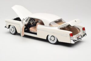 Chrysler 300B Hvid Maisto 1:18 531897 Metal — billede 5 af 8