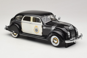 Chrysler Airflow Politibil Signature Models 1:18 CCSM01 Metal — billede 4 af 6