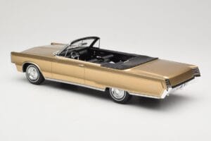 Chrysler Newport Cabriolet Gold Metallic BoS Models 1:18 BOS273 Resin — billede 5 af 6