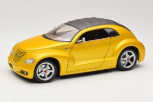 Chrysler Pronto Cruizer Guld Maisto 1:18 50338 Metal