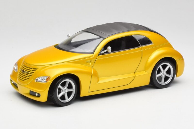 Chrysler Pronto Cruizer Guld Maisto 1:18 37800 Metal