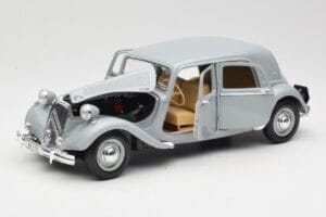 Citroen 15CV 6 Cyl Grå Maisto 1:18 50313 Metal — billede 2 af 8