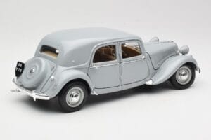 Citroen 15CV 6 Cyl Grå Maisto 1:18 50313 Metal — billede 3 af 8