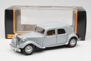 Citroen 15CV 6 Cyl Grå Maisto 1:18 50313 Metal — billede 8 af 8