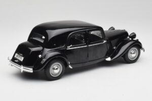 Citroen 15CV 6 Cyl Sort Maisto 1:18 31821 Metal — billede 3 af 8