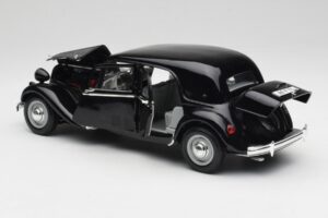 Citroen 15CV 6 Cyl Sort Maisto 1:18 31821 Metal — billede 5 af 8
