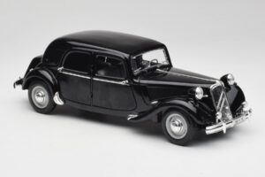 Citroen 15CV 6 Cyl Sort Maisto 1:18 31821 Metal — billede 6 af 8