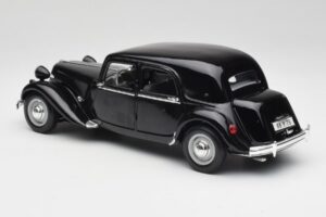 Citroen 15CV 6 Cyl Sort Maisto 1:18 31821 Metal — billede 7 af 8