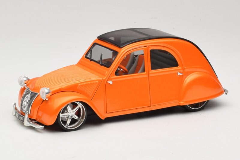 Citroen 2CV Orange Maisto 1:18 31321 Metal