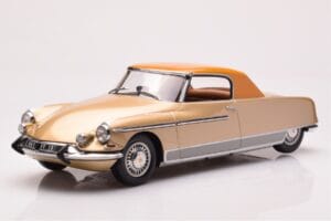 Citroen DS 19 Le Dandy Beige og Brun Norev 1:18 181741 Metal