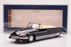 Citroen DS 21 Palm Beach Sort Norev 1:18 181746 Metal — billede 6 af 6
