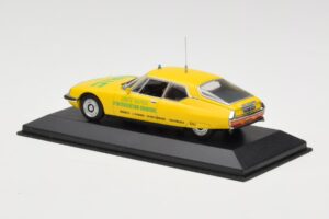 Citroen SM Maserati Unite Rapide d'Intervention Chimique Minichamps 1:43 400111091 Metal — billede 3 af 4