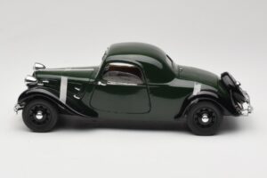 Citroen Traction Avant 11 Coupe Grøn Solido 1:18 8179 Metal — billede 4 af 8