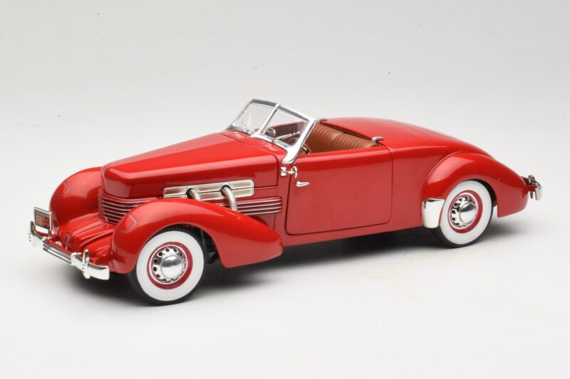 Cord 812 Cabriolet Rød American Muscle 1:18 32158 Metal