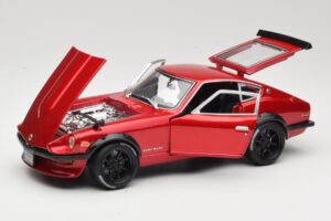 Datsun 240Z S30 Rød Maisto 1:18 32611 Metal — billede 2 af 8