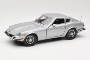 Datsun 240Z S30 Sølv Sun Star 1:18 3503 Metal