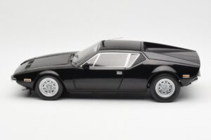 De Tomaso Pantera Sort Kyosho 1:18 08851BK Metal — billede 4 af 8